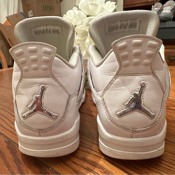Jordan 4 Retro Pure Money (2017) Size 10 - Picture 6 of 10